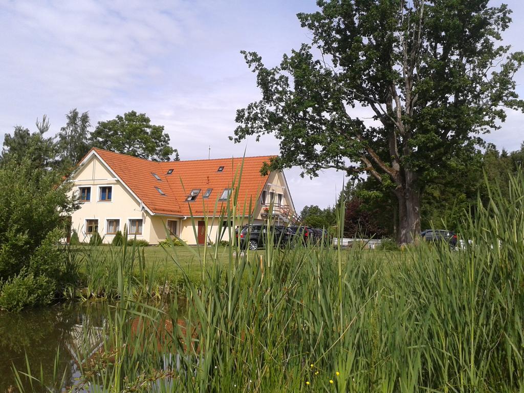 Villa River Rose Jõesuu Buitenkant foto
